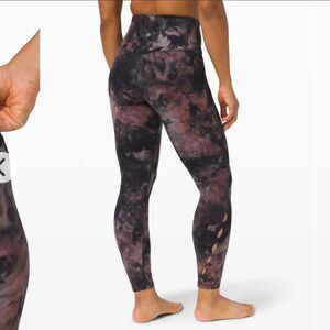 Lululemon Unlimit High-Rise Tight 25" *Keyhole
Diamond Dye Graphite Grey Pink